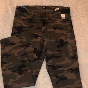 gap camo skinny jeans